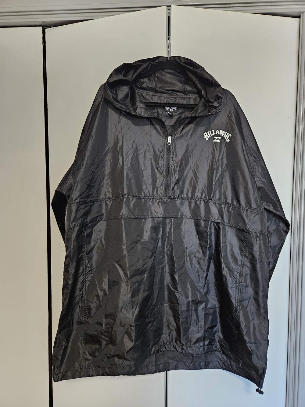 Billabong Men's Black Hooded Pullover Windbreaker